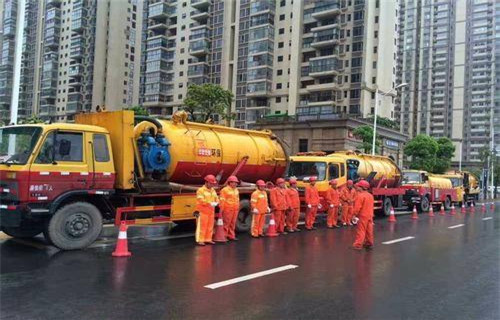 老新镇市政管道清淤